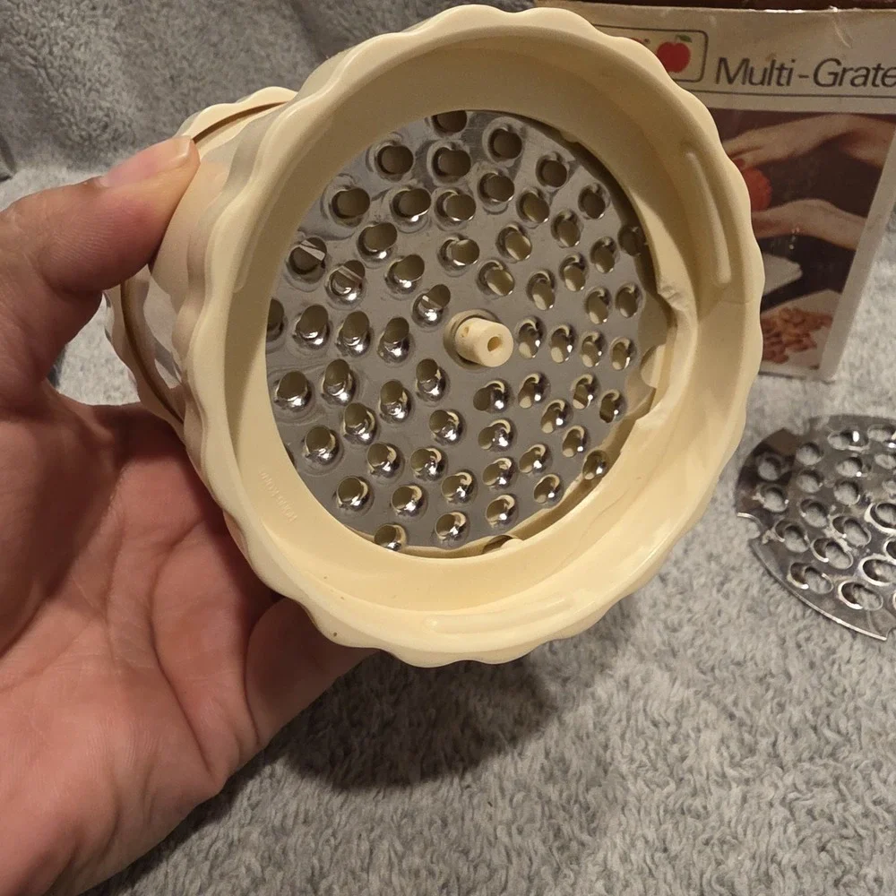 Eva Multi Grater Spices Grinder Rotary Stainless Steel-Olive Garden Style‎